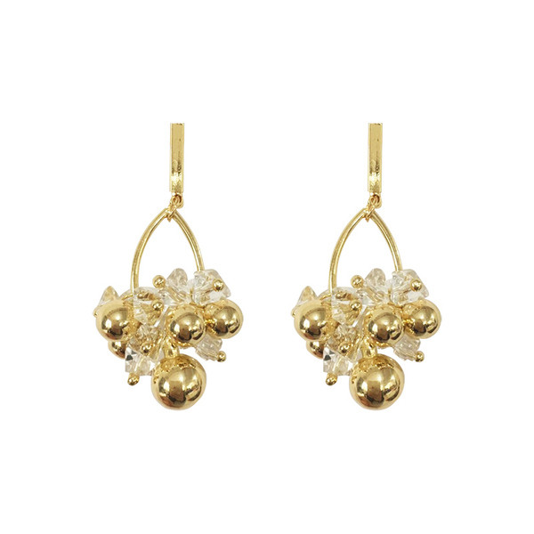 Model nou de cercei de dama de culoare aurie cu margele