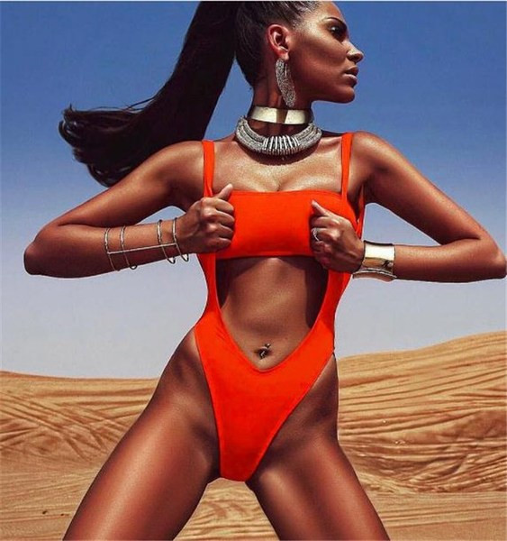 Costum de baie din două piese alb și portocaliu