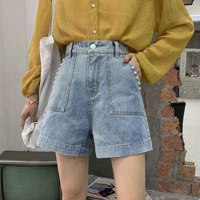 Модерни къси дънкови панталони широк модел с перли на джобовете