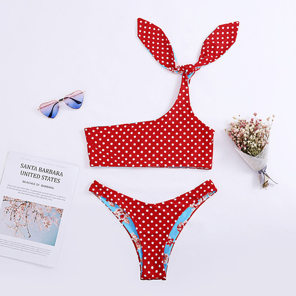 Costum de baie modern pe două fețe în două părți - trei modele