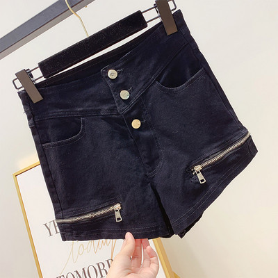 Модерни дамски къси панталони  с цип в бял и черен цвят