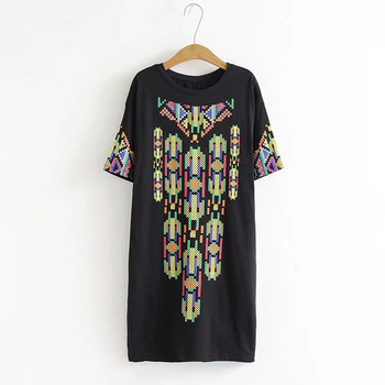 Rochie casual de dama model drept cu maneci scurte de culoare neagra si imprimeu