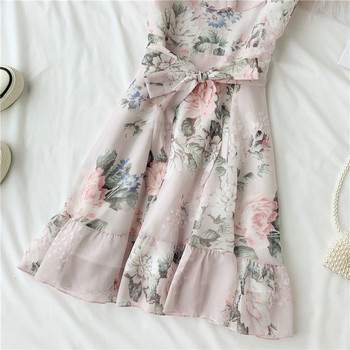 Стилна дамска рокля с къс ръкав и цветен принт