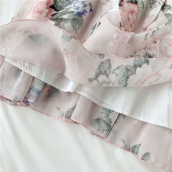 Стилна дамска рокля с къс ръкав и цветен принт