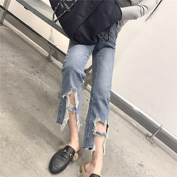 Blugi moderni de dama cu motive rupte si marimi pana la 5XL in albastru