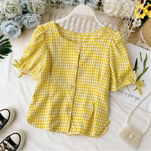 Cămașă de damă modernă în carouri cu mâneci scurte și nasturi în mai multe culori