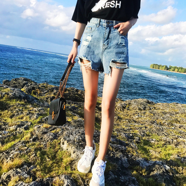 Pantaloni scurți moderni din denim cu motive rupte și mărimi până la 5XL