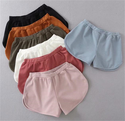 Ежедневни къси панталони изчистен модел в няколко цвята