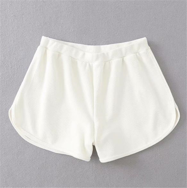 Pantaloni scurți casual model uni în mai multe culori