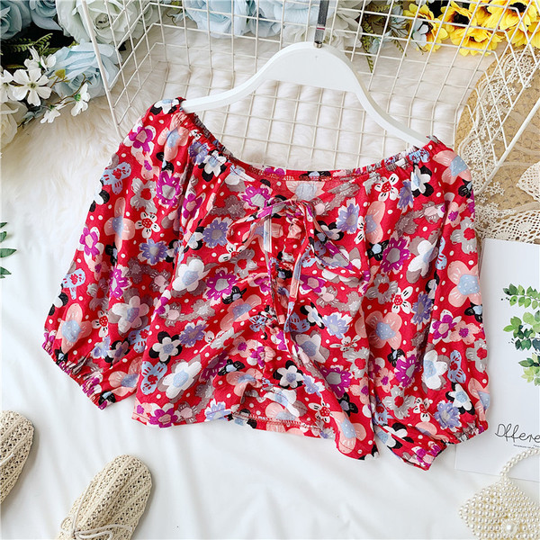 Bluza scurta dama casual cu maneci 3/4 si model floral