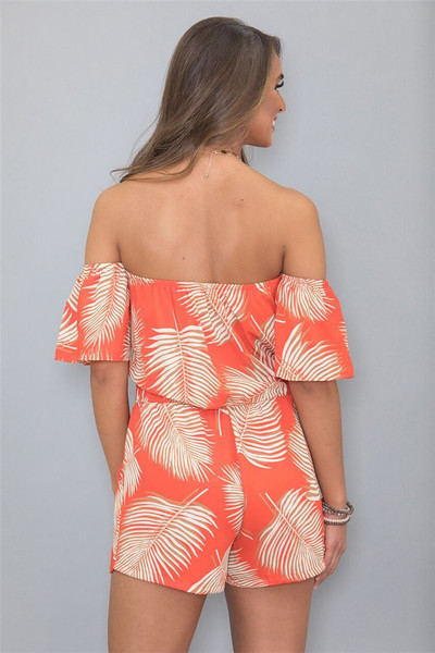 Μοντέρνα γυναικεία ολόσωμη φόρμα  με γυμνούς ώμους