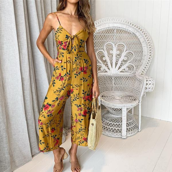 Γυναικεία ολόσωμη φόρμα  με λεπτούς ιμάντες ώμου και floral σχέδιο