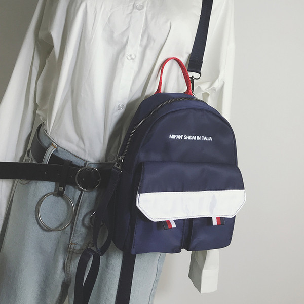 Rucsac de zi cu zi pentru femei cu inscripție și buzunare frontale în mai multe culori