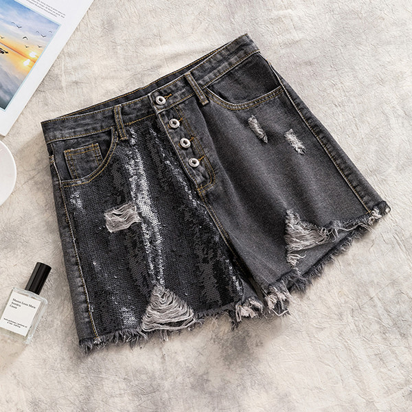 Pantaloni scurți de damă din denim cu paiete și motive rupte