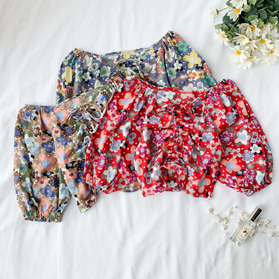 Дамска къса блуза с флорален  десен в три цвята