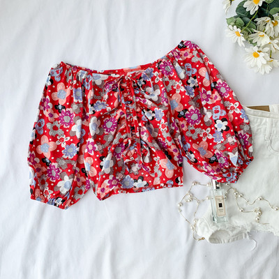 Bluza scurta de dama cu model floral in trei culori