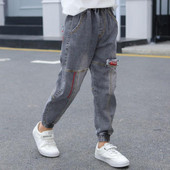 Blugi de copii actuali in doua culori pentru baieti