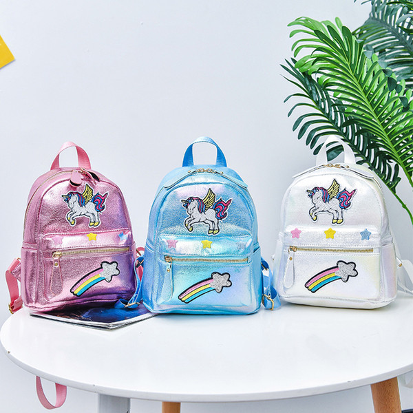 Rucsac modern de dama cu paiete in roz, albastru si alb