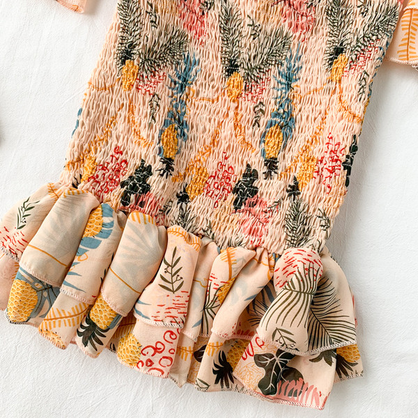 Цветна дамска рокля с лотос ръкав и кръстосани презрамки