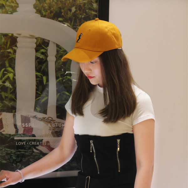 Palarie de vara dama cu vizor cu broderie in mai multe culori