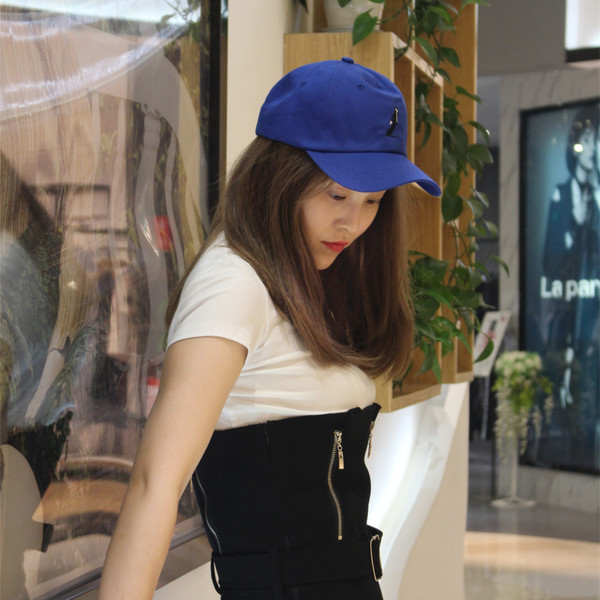 Palarie de vara dama cu vizor cu broderie in mai multe culori