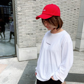 Pălărie casual de damă cu vizor în roșu