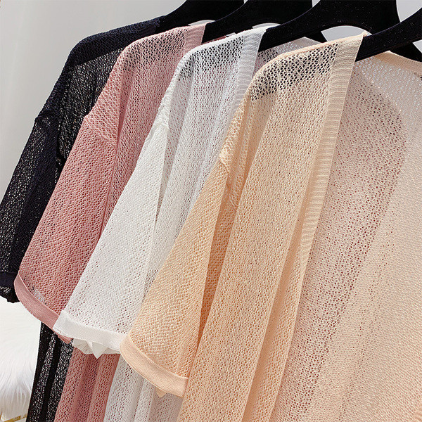 Γυναικείο μοντέρνο pareo σε τέσσερα διαφορετικά χρώματα