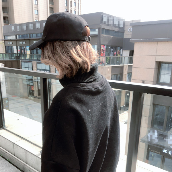 Palarie de dama cu vizor potrivita pentru toate anotimpurile in mai multe culori