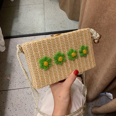 Geanta de dama actuala cu flori in mai multe culori