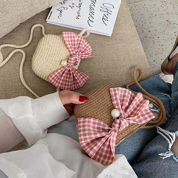 Geanta de dama mica moderna, cu panglica in mai multe culori