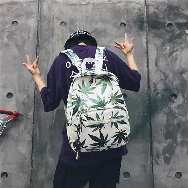 Férfi napi hátizsák elülső zsebbel több színben