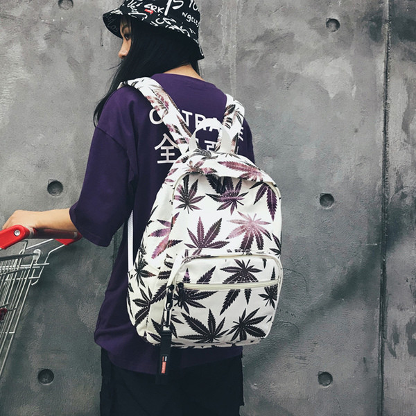 Férfi napi hátizsák elülső zsebbel több színben