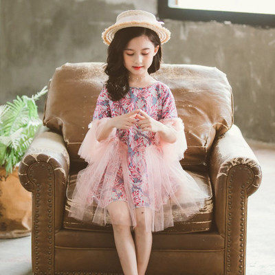 Rochie modernă pentru copii cu mâneci scurte și tul roz