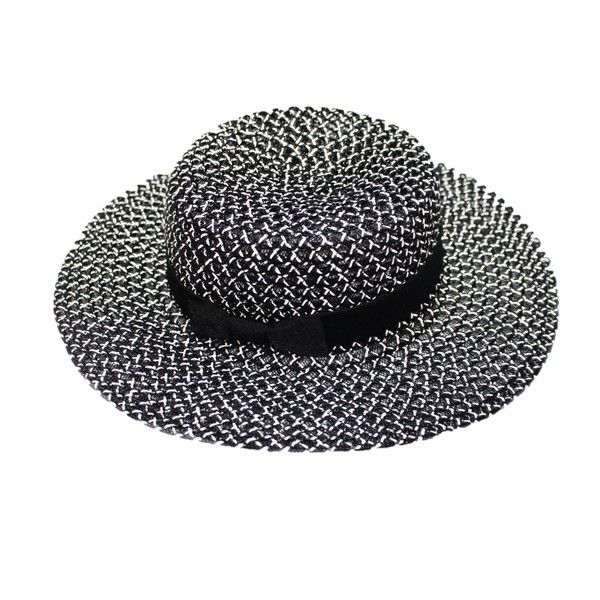 Actuală pălărie de plajă pentru femei în alb-negru