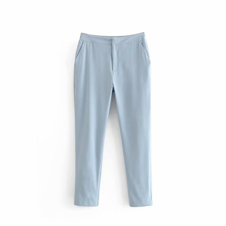 Pantaloni eleganti de dama cu talie standard si buzunare in albastru