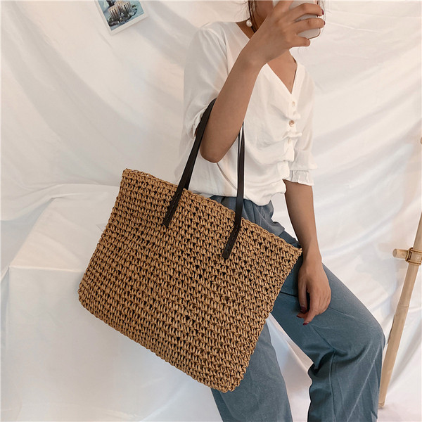 Geanta de umar dama de vara in bej si maro