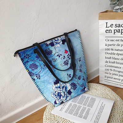 Alkalmi női táska színes mintával négy színben