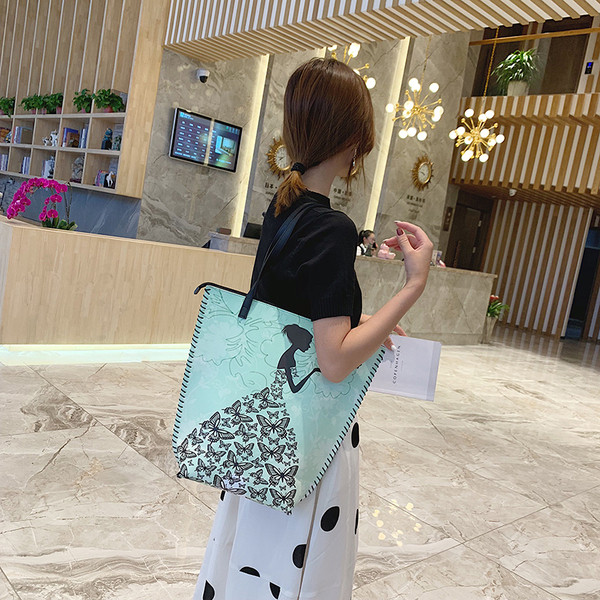 Alkalmi női táska színes mintával négy színben