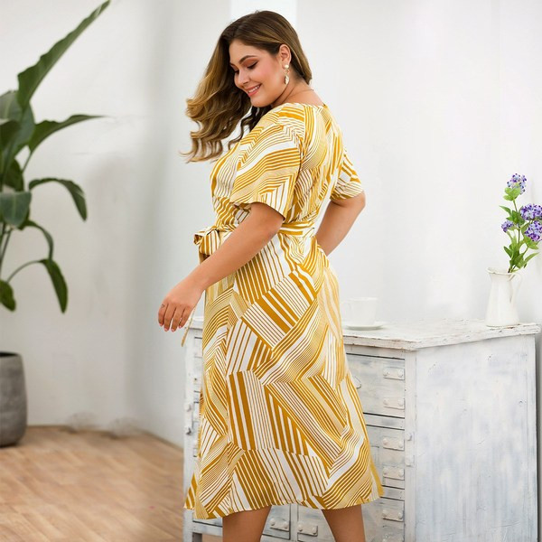 Rochie moderna de dama cu maneci scurte cu nasturi si cravate