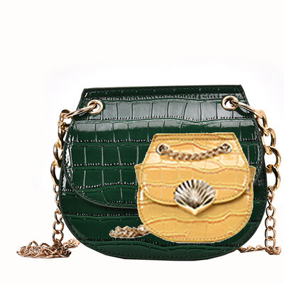 Set doua genti cu elemente metalice in mai multe culori