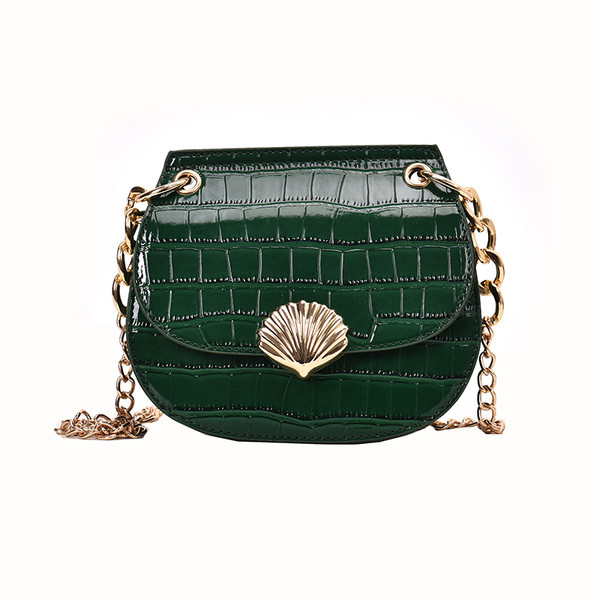 Set doua genti cu elemente metalice in mai multe culori