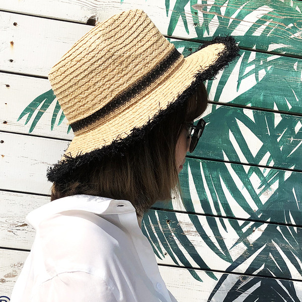 Palarie de plaja eleganta de dama in culoare bej