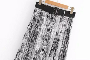 Елегантна дамска пола с копчета и колан с животински десен