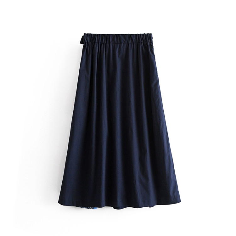 Дамска дълга пола с колан и десен 