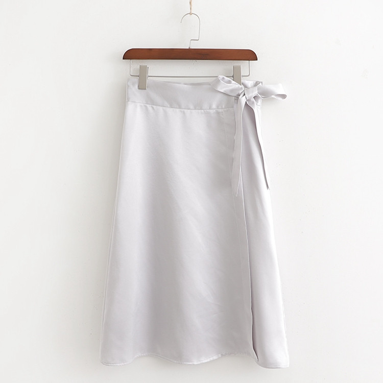 Fusta eleganta cu cravata in talie de culoare argintie