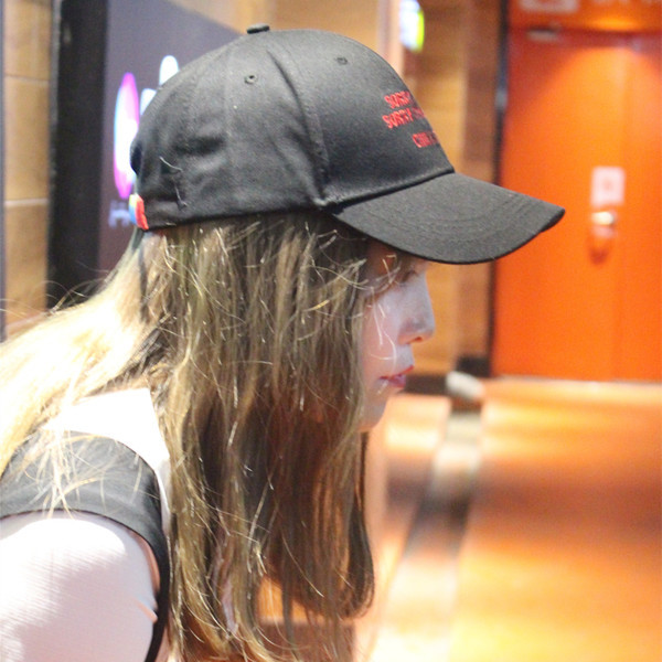 Palarie casual dama cu vizor si broderie in mai multe culori