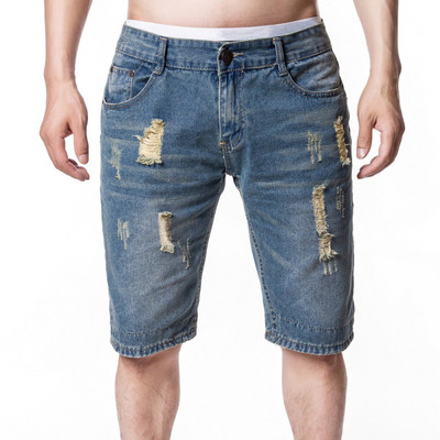 Къси мъжки дънкови панталони с разкъсани мотиви
