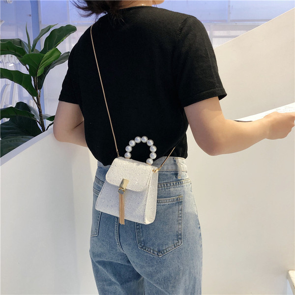 Geanta de dama mica eleganta cu efect stralucitor si perle in mai multe culori