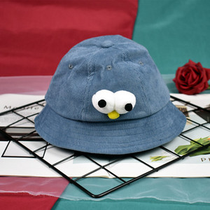 Pălărie modernă pentru copii cu element 3D în mai multe culori