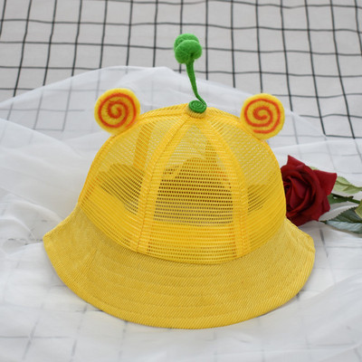 Детска лятна шапка с  различни -3D елементи в жълт цвят 